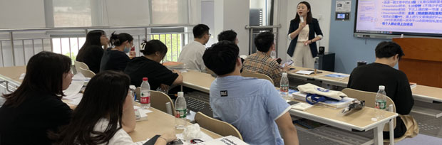 商科国际本科2+2留学项目